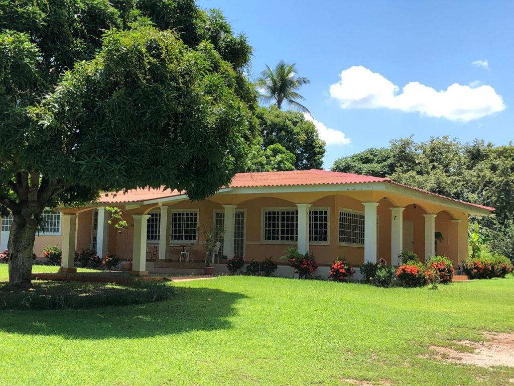 Casa a la Venta en La Ermita – San Carlos